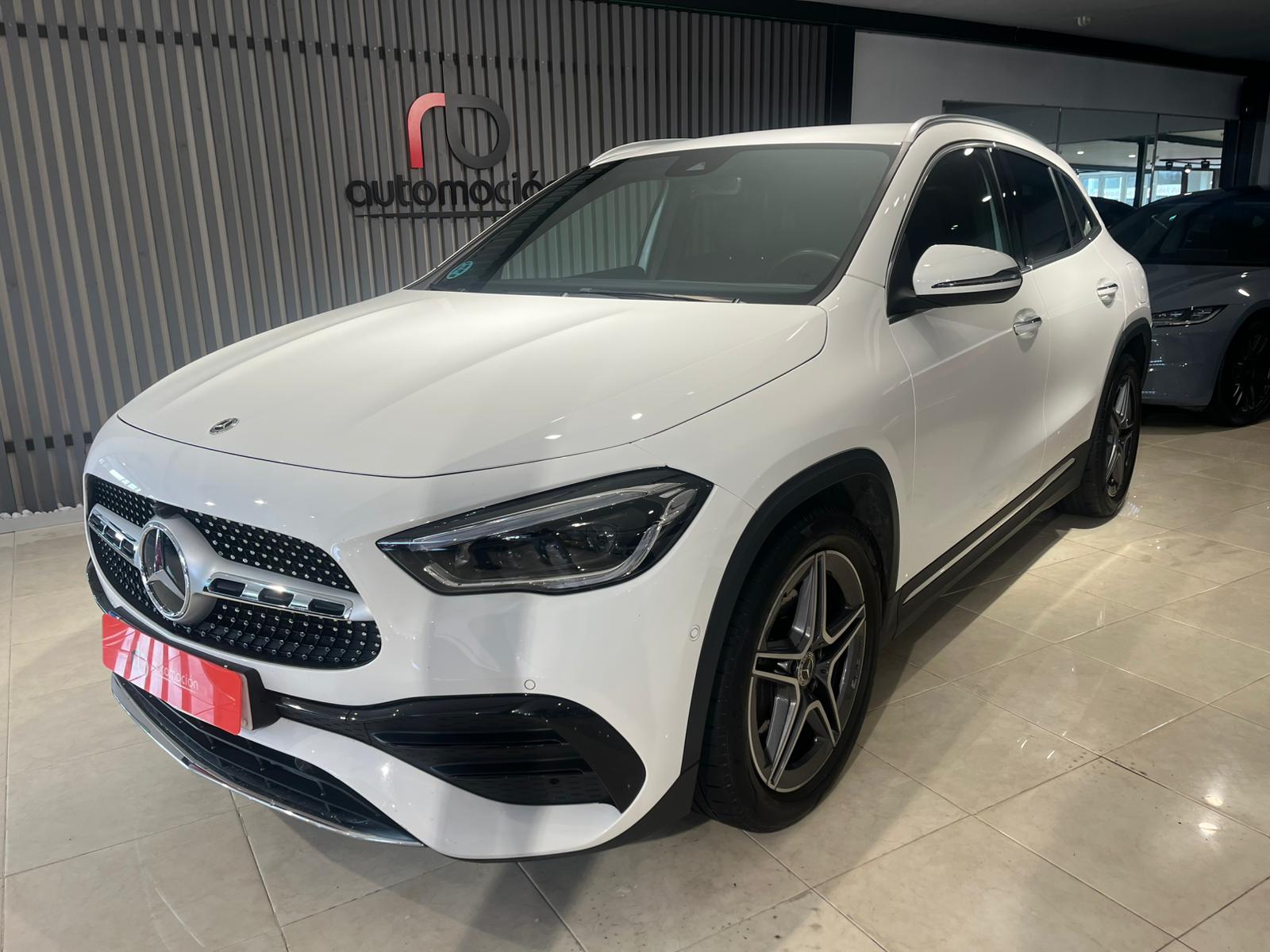 MERCEDES-BENZ GLA 200 D