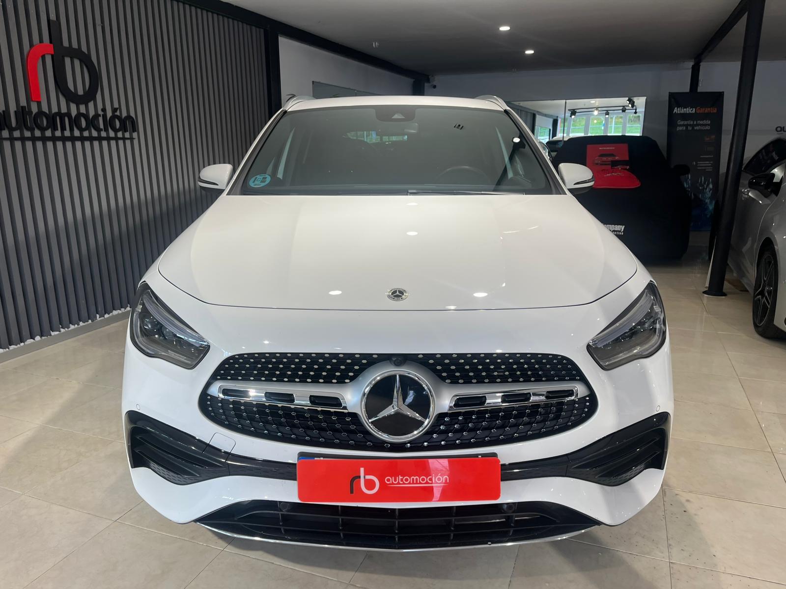 MERCEDES-BENZ GLA 200 D