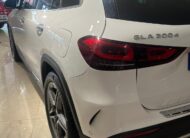 MERCEDES-BENZ GLA 200 D