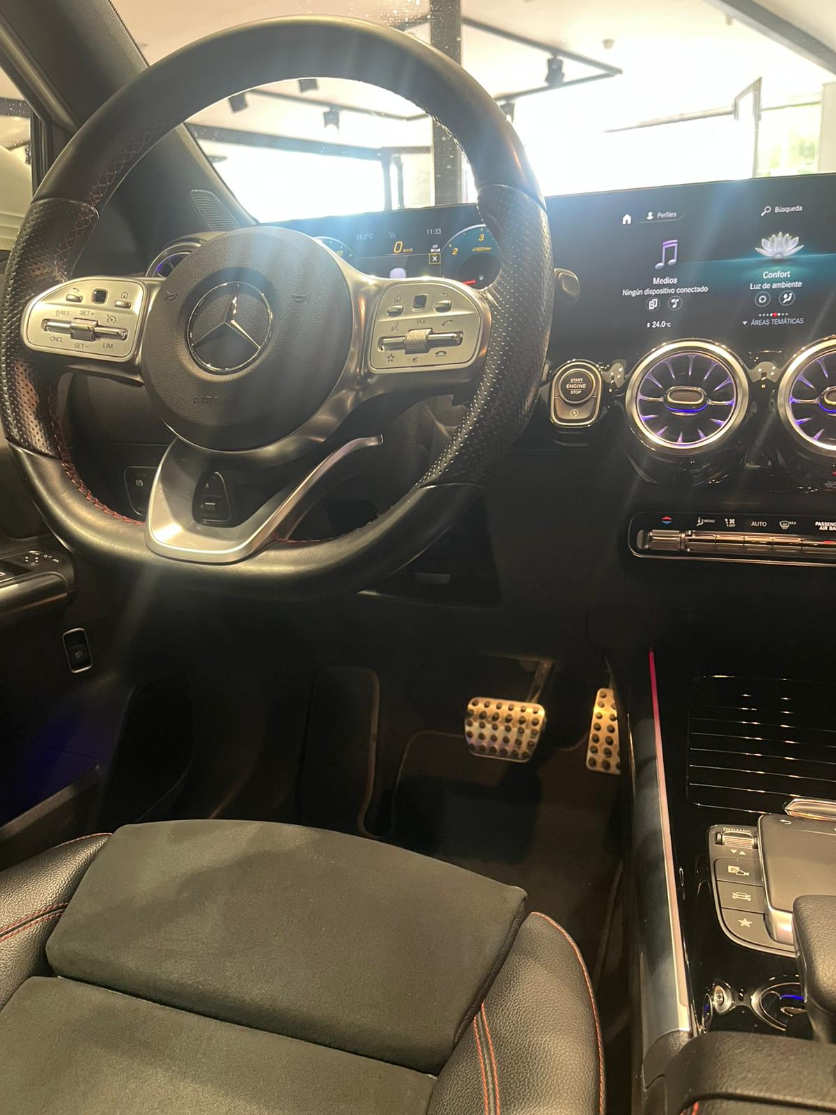 MERCEDES-BENZ GLA 200 D