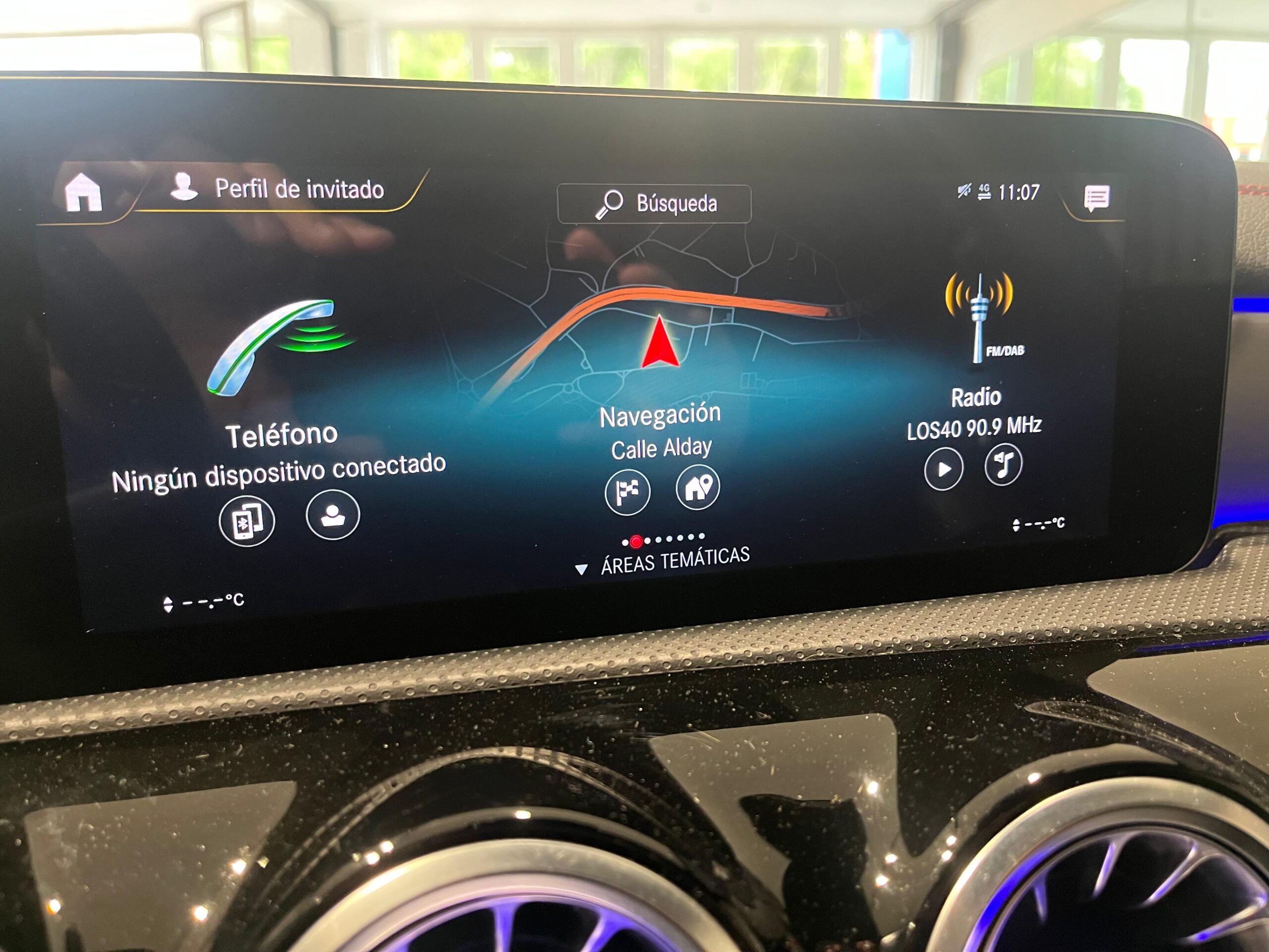 MERCEDES-BENZ  CLA 250 E AMG