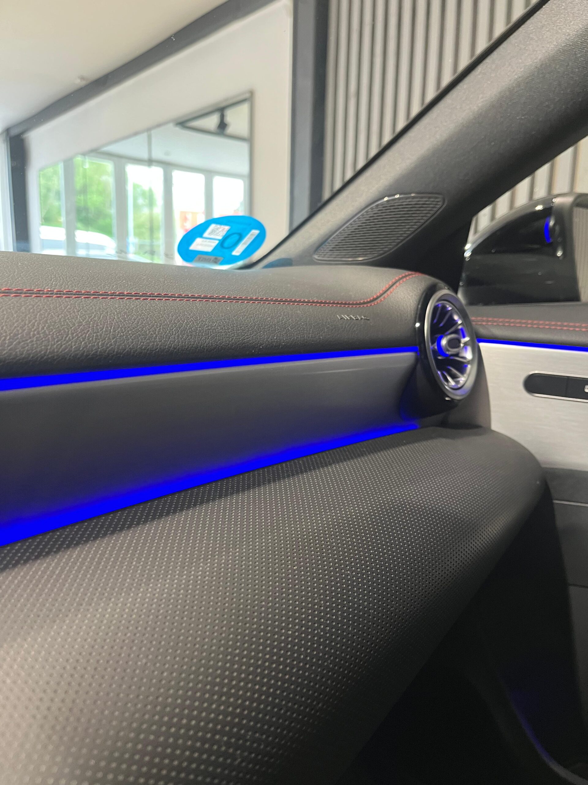 MERCEDES-BENZ  CLA 250 E AMG