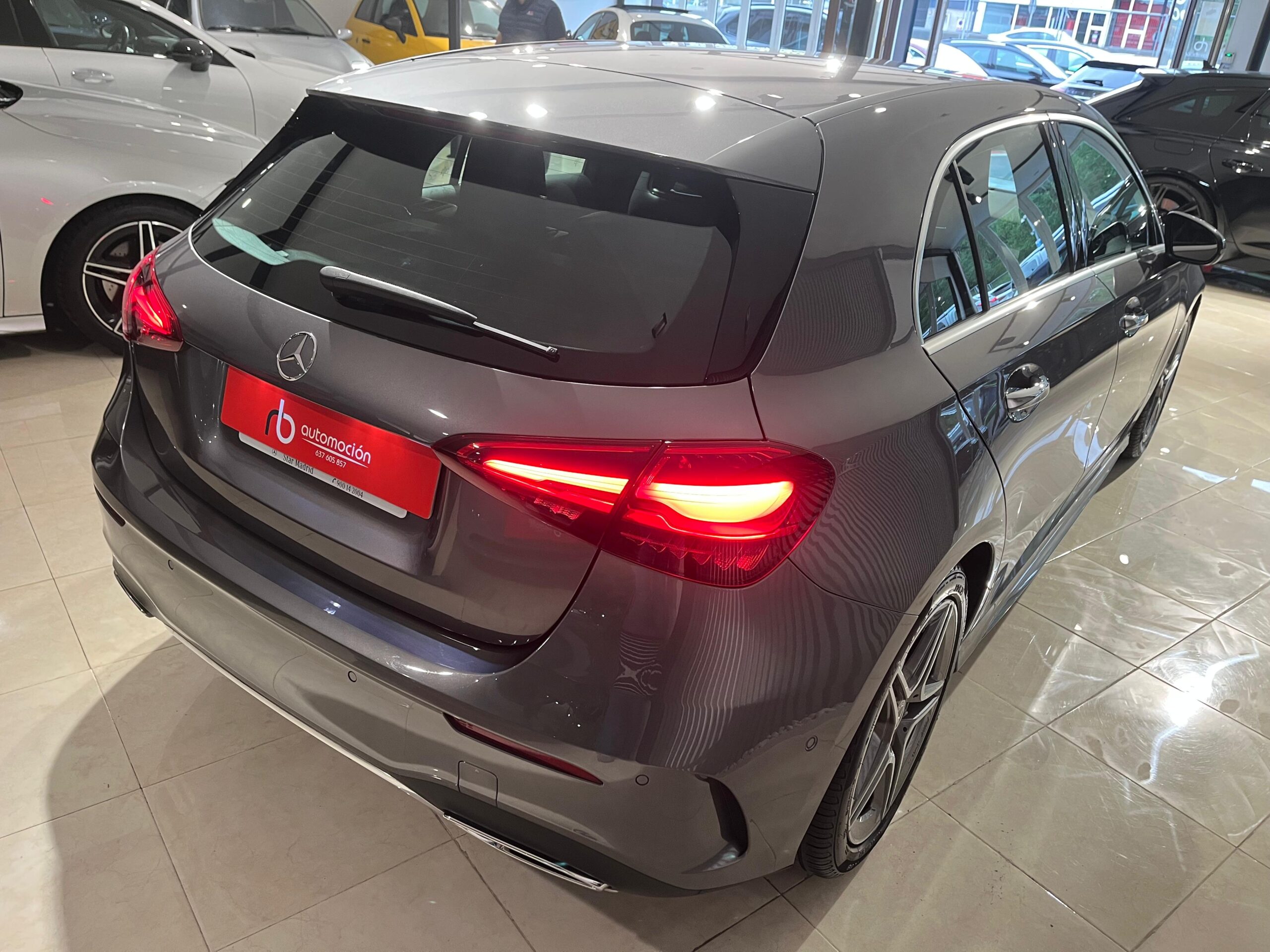 MERCEDES-BENZ Clase A 180