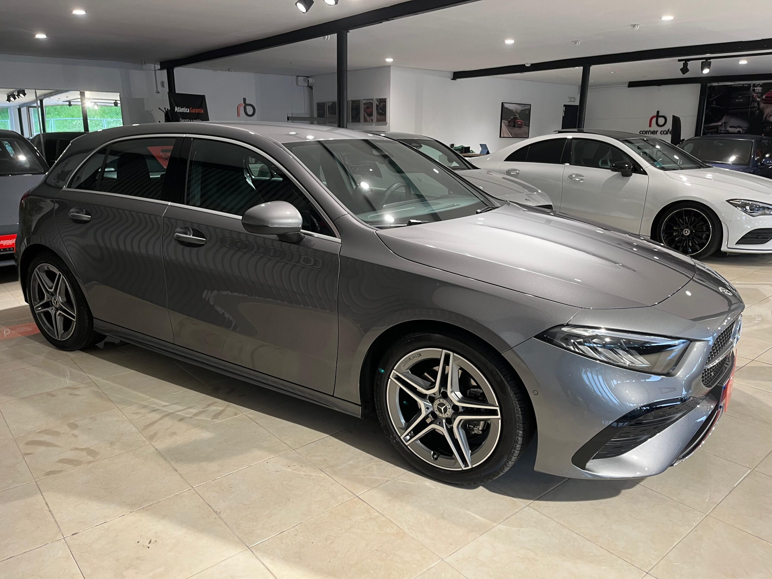 MERCEDES-BENZ Clase A 180