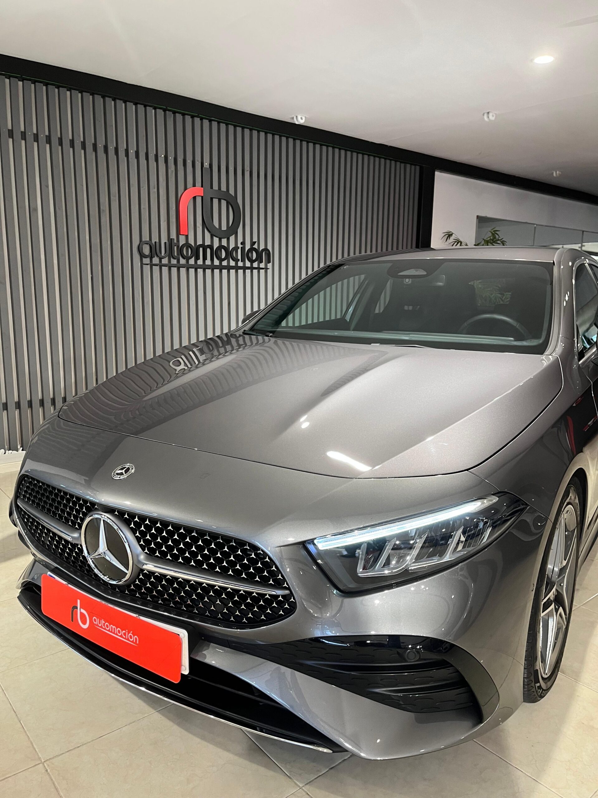 MERCEDES-BENZ Clase A 180