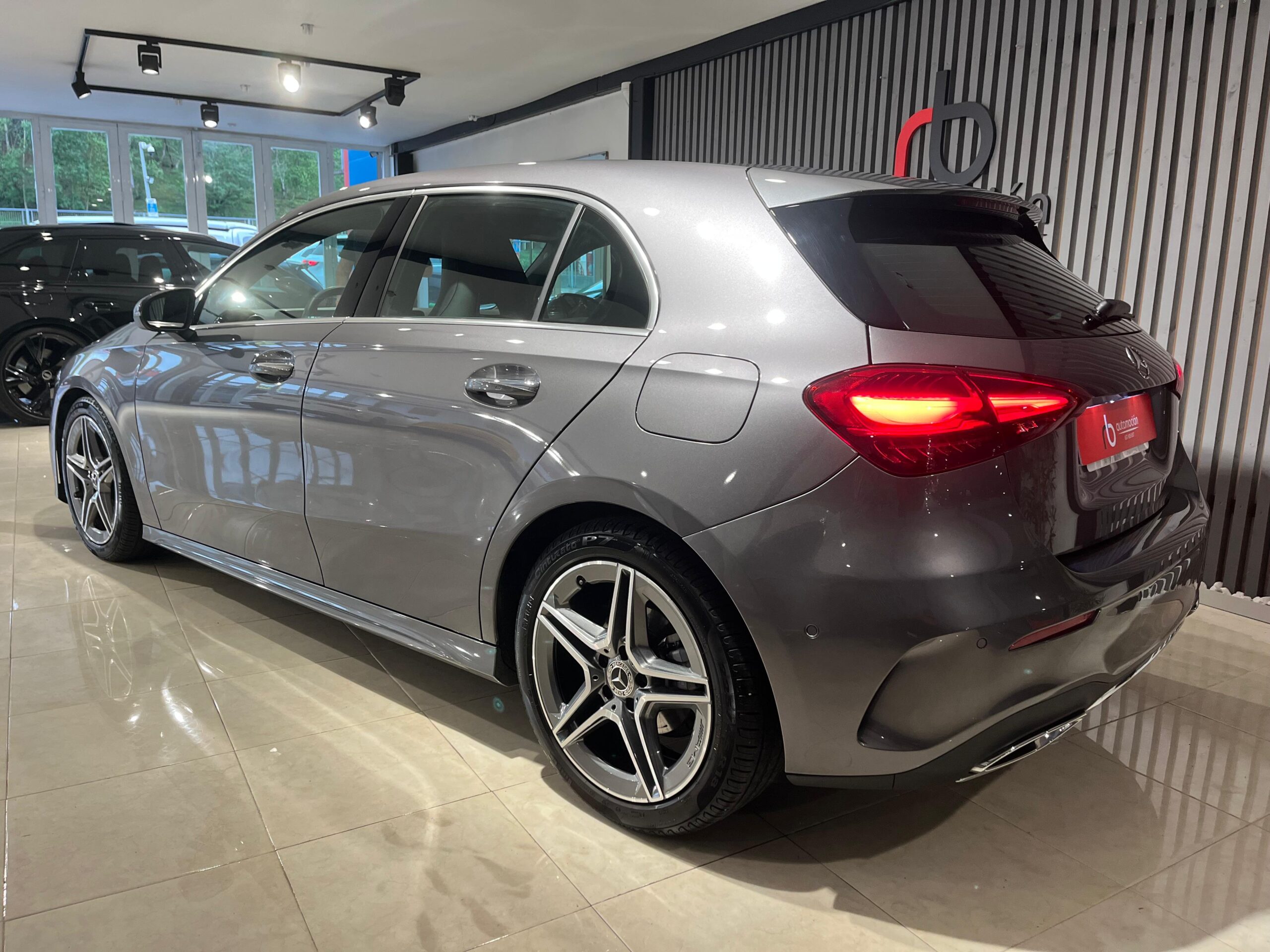 MERCEDES-BENZ Clase A 180