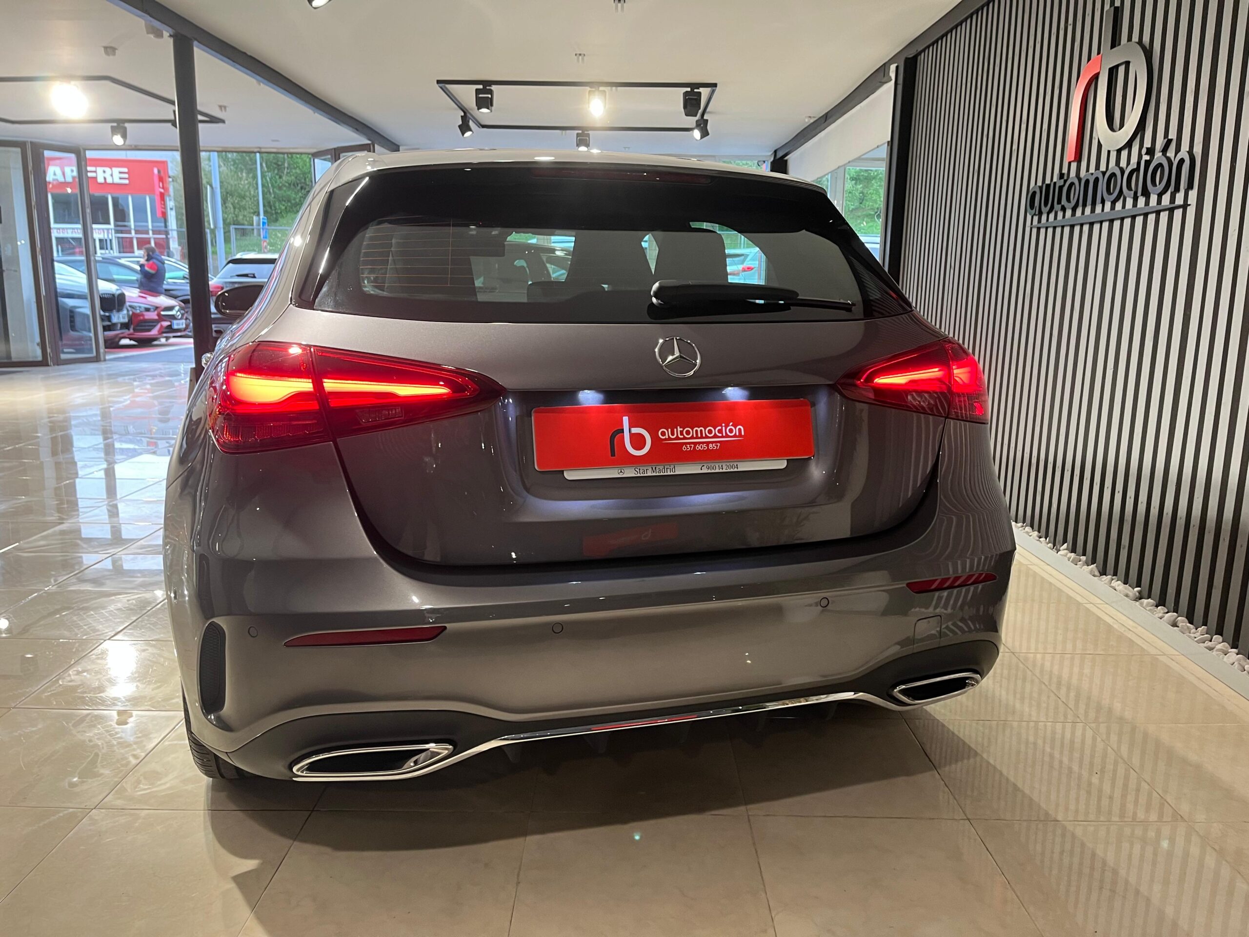 MERCEDES-BENZ Clase A 180