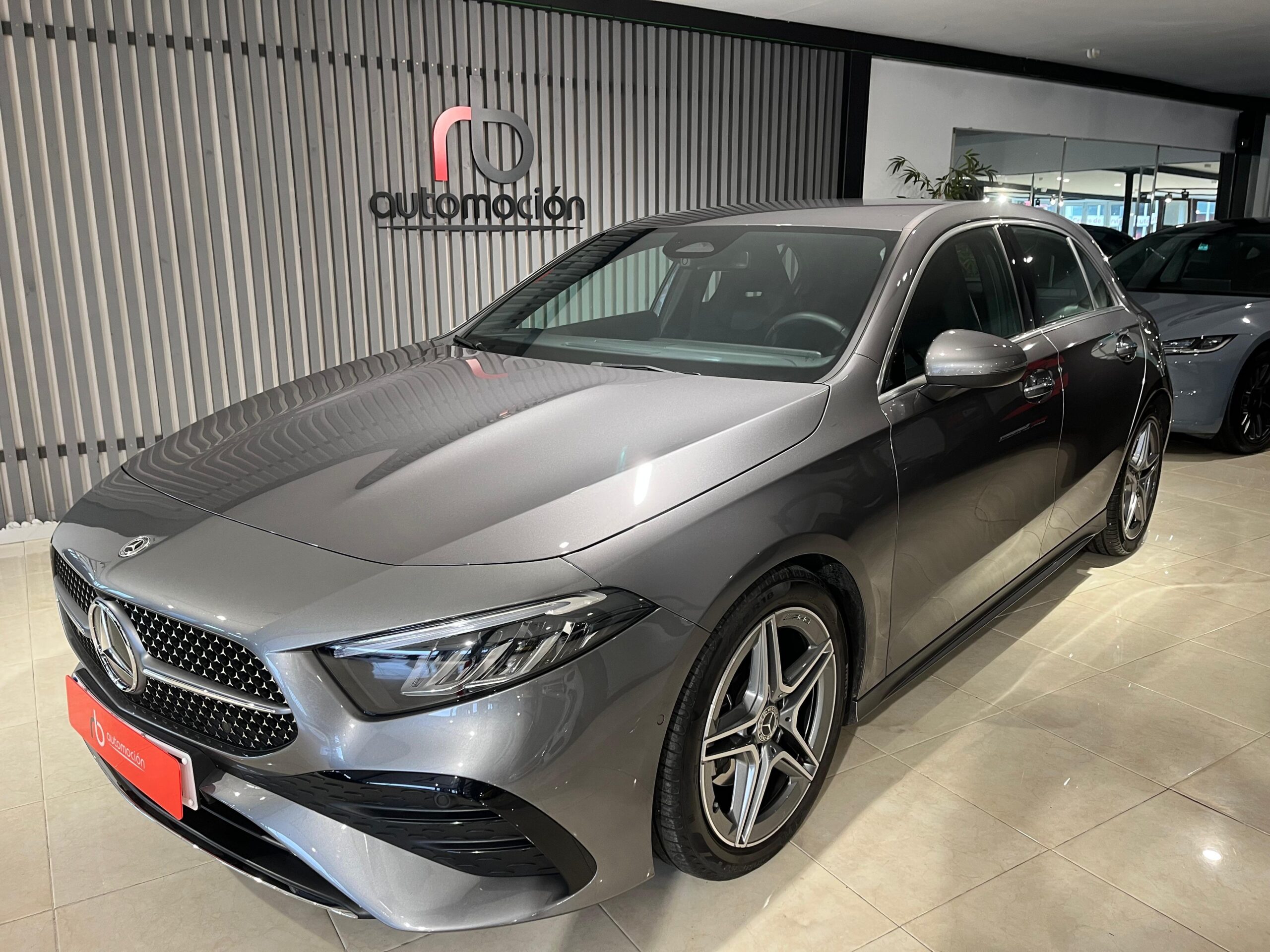 MERCEDES-BENZ Clase A 180