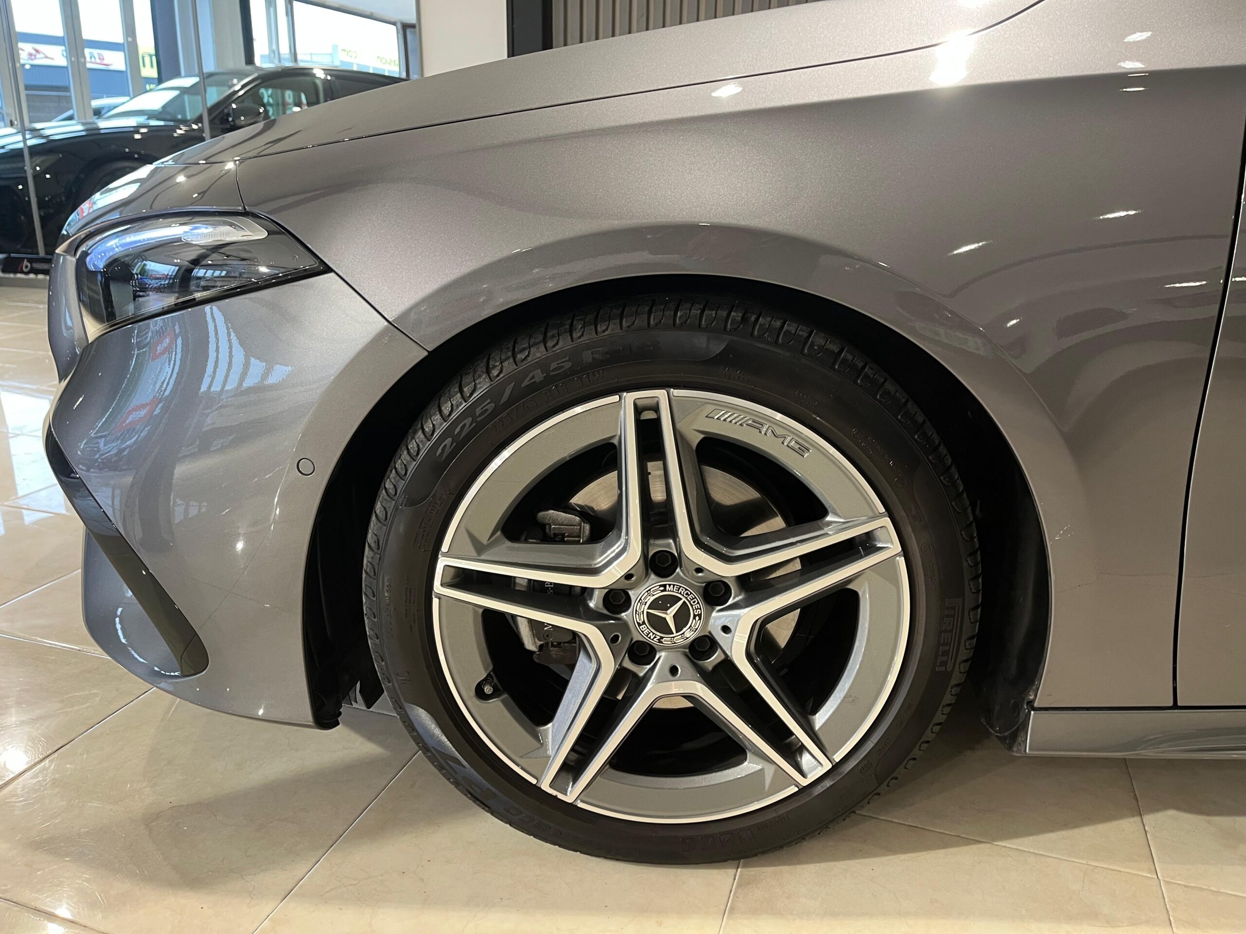 MERCEDES-BENZ Clase A 180