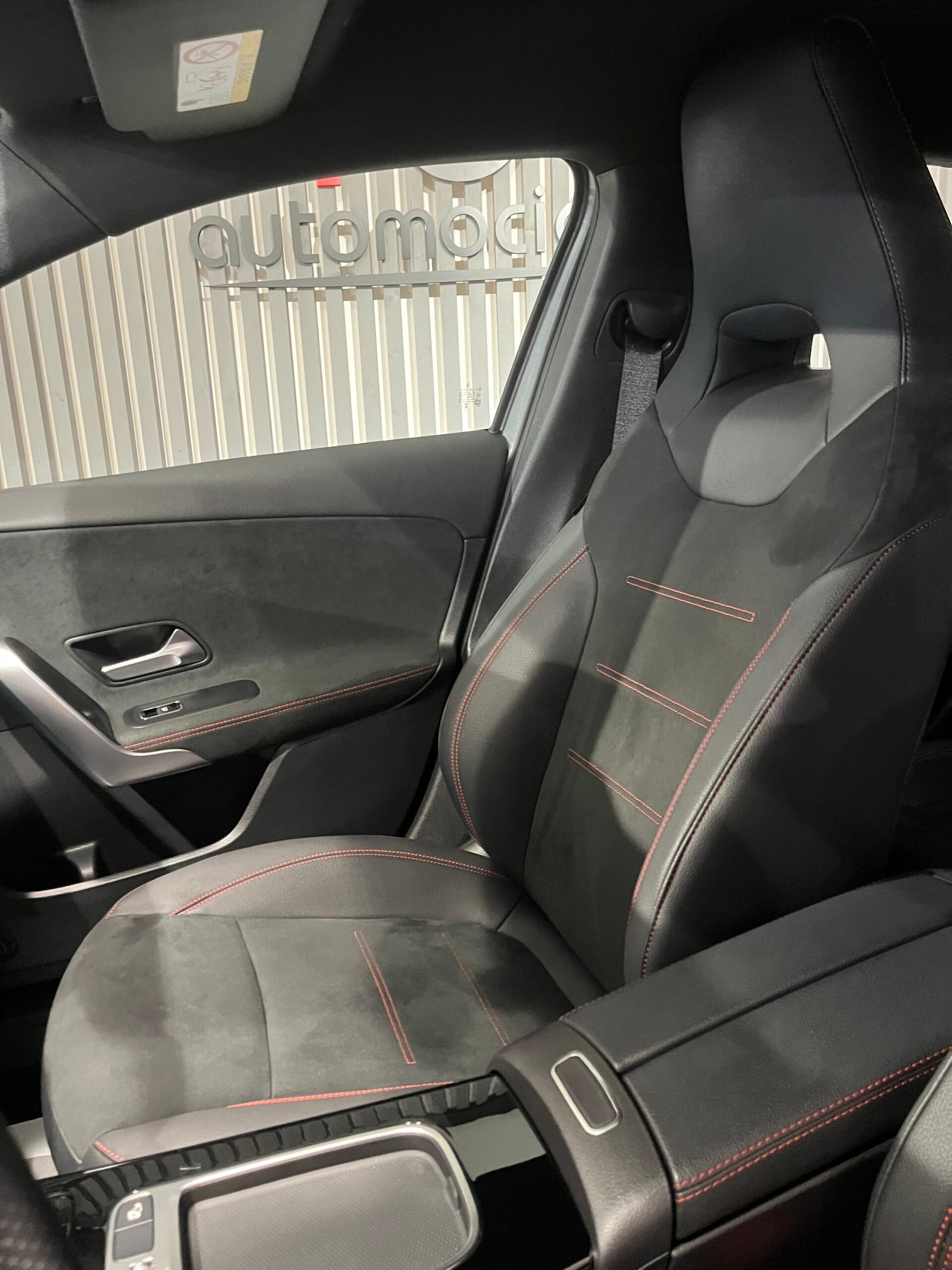 MERCEDES-BENZ Clase A 180