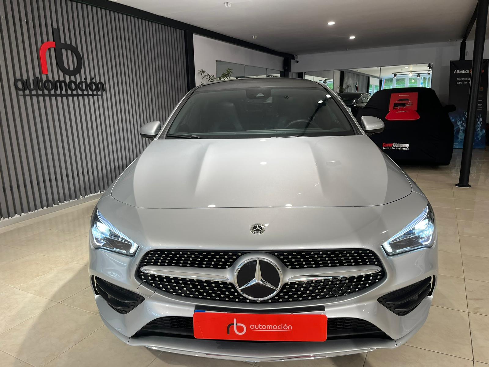 MERCEDES-BENZ CLA 180 Shooting Brake