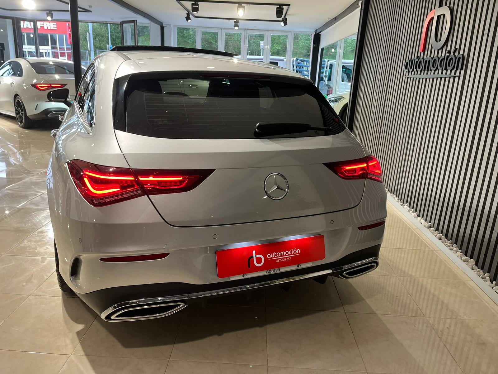 MERCEDES-BENZ CLA 180 Shooting Brake