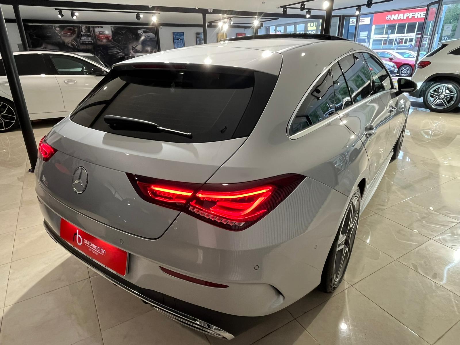 MERCEDES-BENZ CLA 180 Shooting Brake