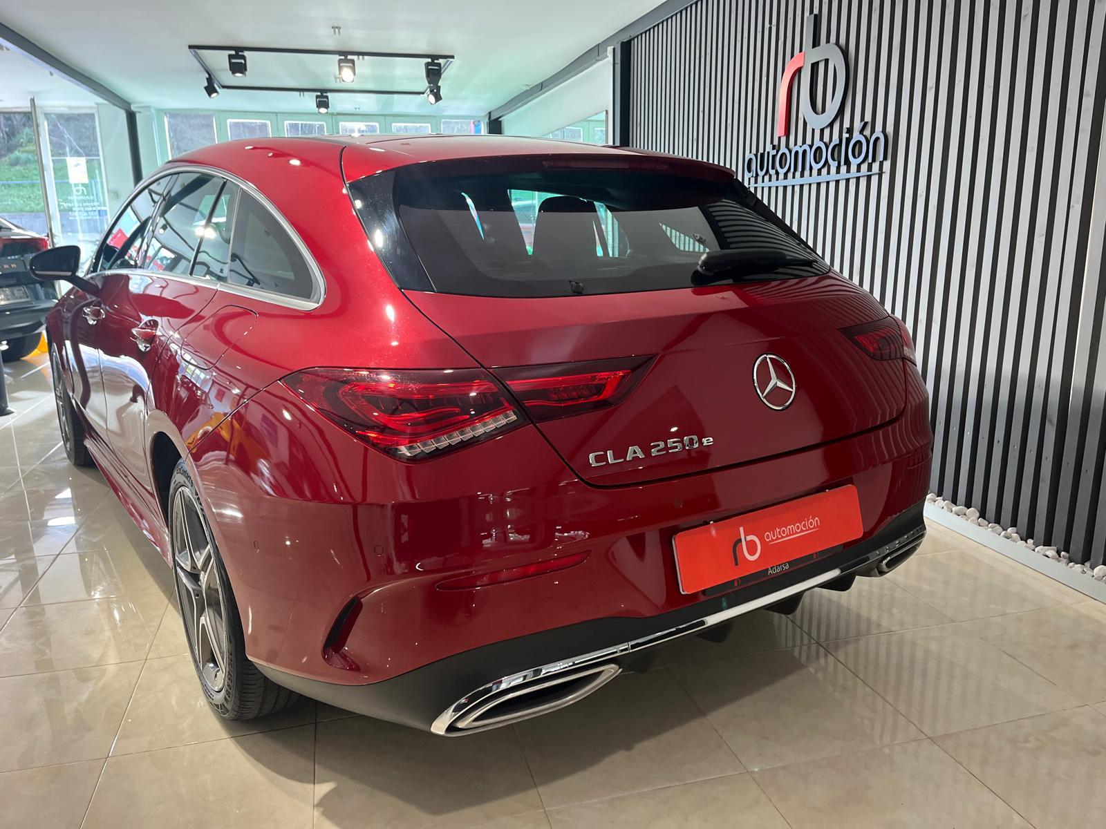 MERCEDES-BENZ CLA 250 e Shooting Brake
