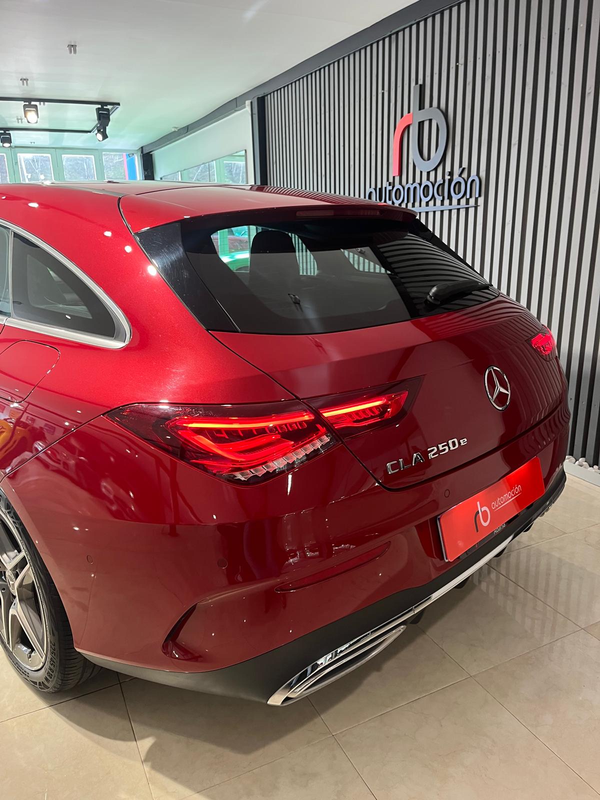 MERCEDES-BENZ CLA 250 e Shooting Brake