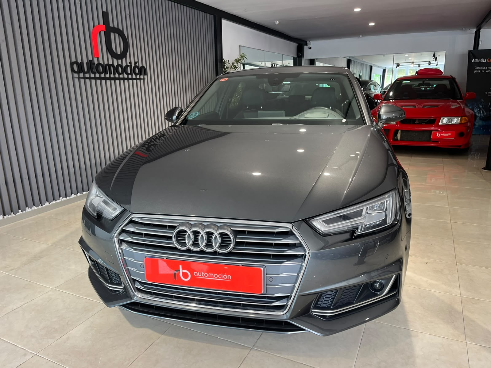 AUDI A4 2.0 TDI S tronic