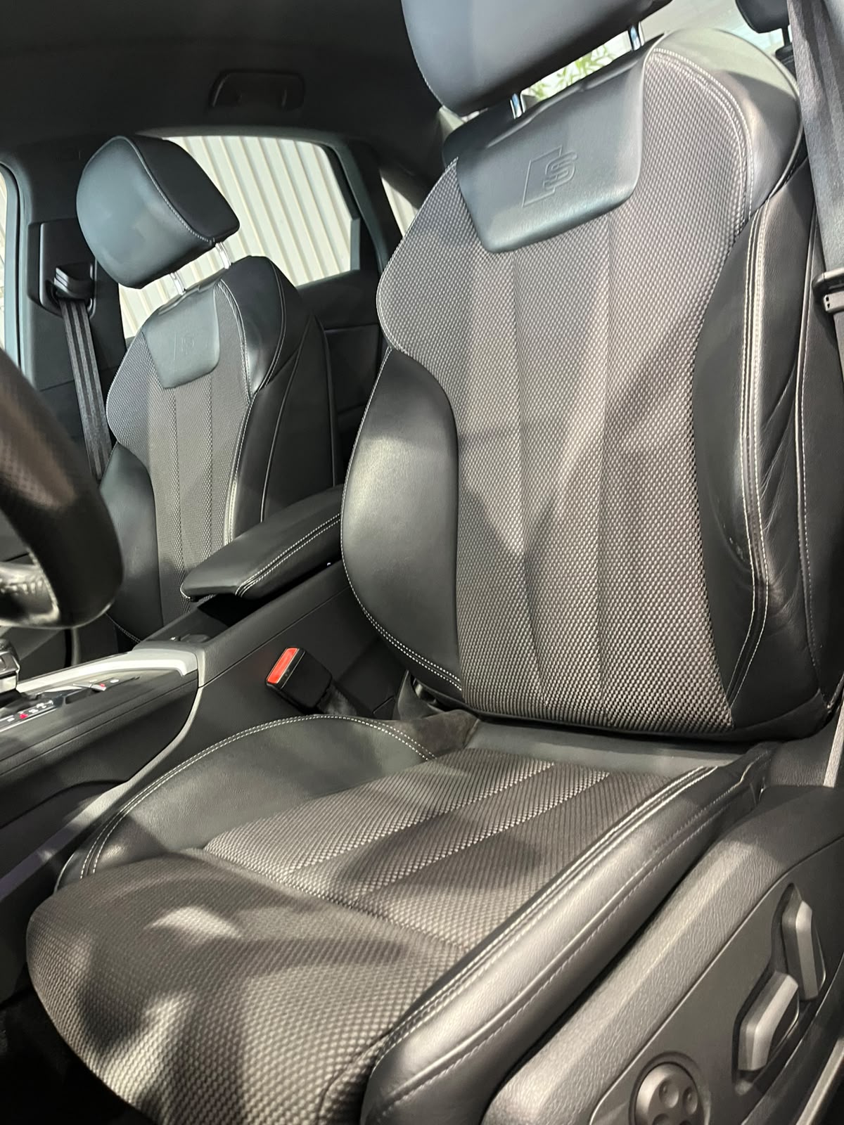 AUDI A4 2.0 TDI S tronic