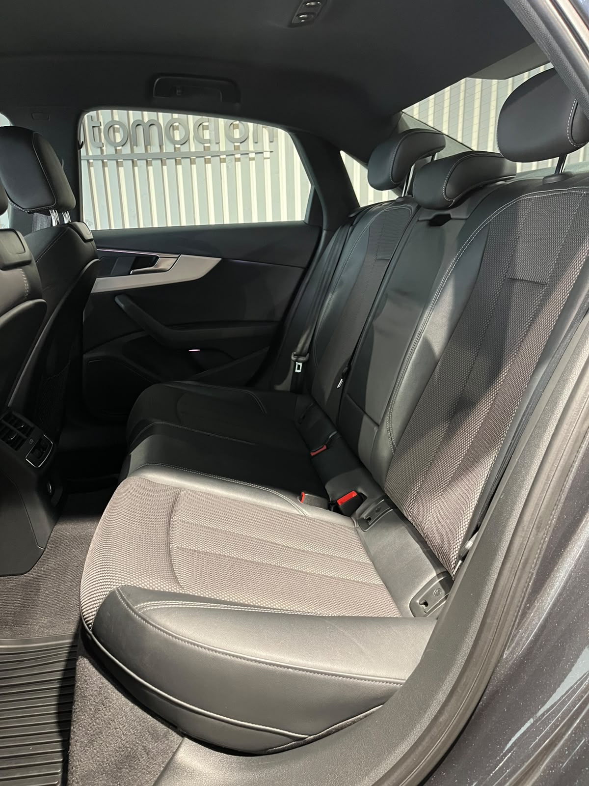 AUDI A4 2.0 TDI S tronic