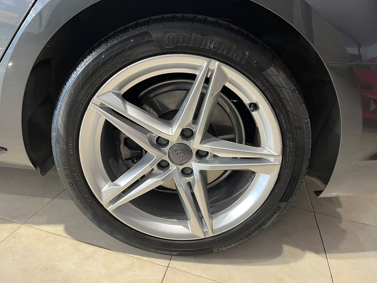 AUDI A4 2.0 TDI S tronic