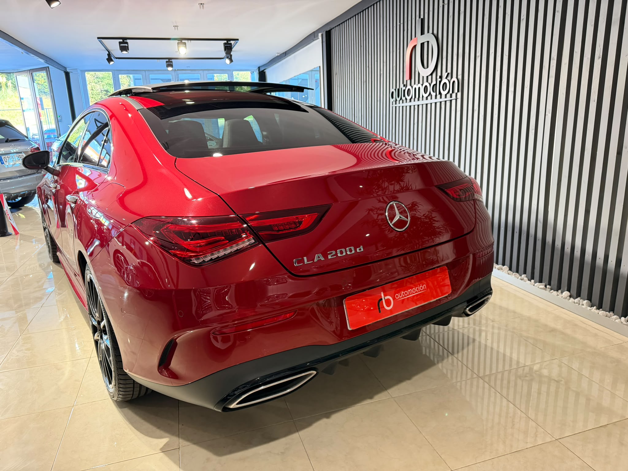 MERCEDES-BENZ CLA CLA 200 D DCT
