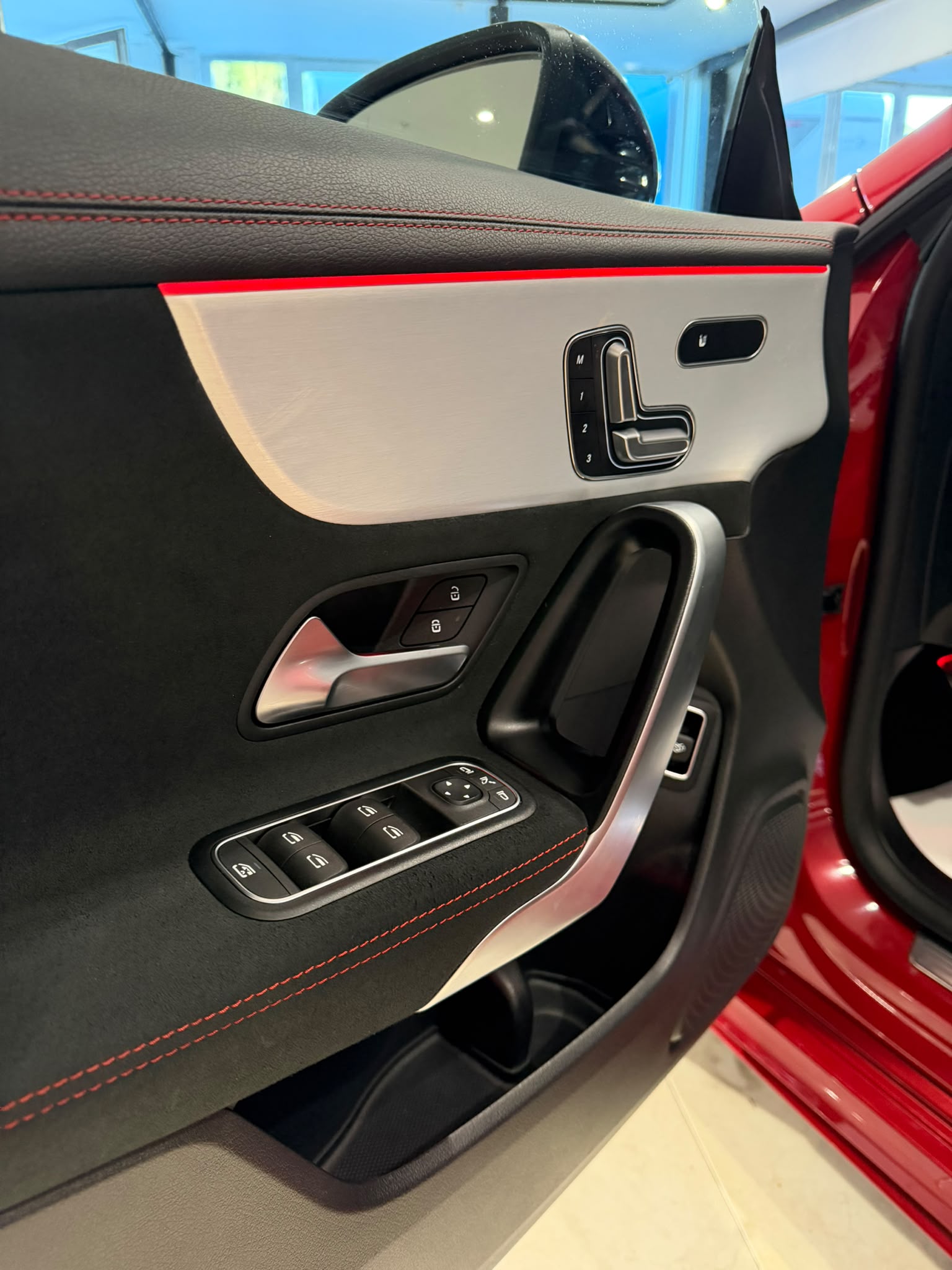MERCEDES-BENZ CLA CLA 200 D DCT