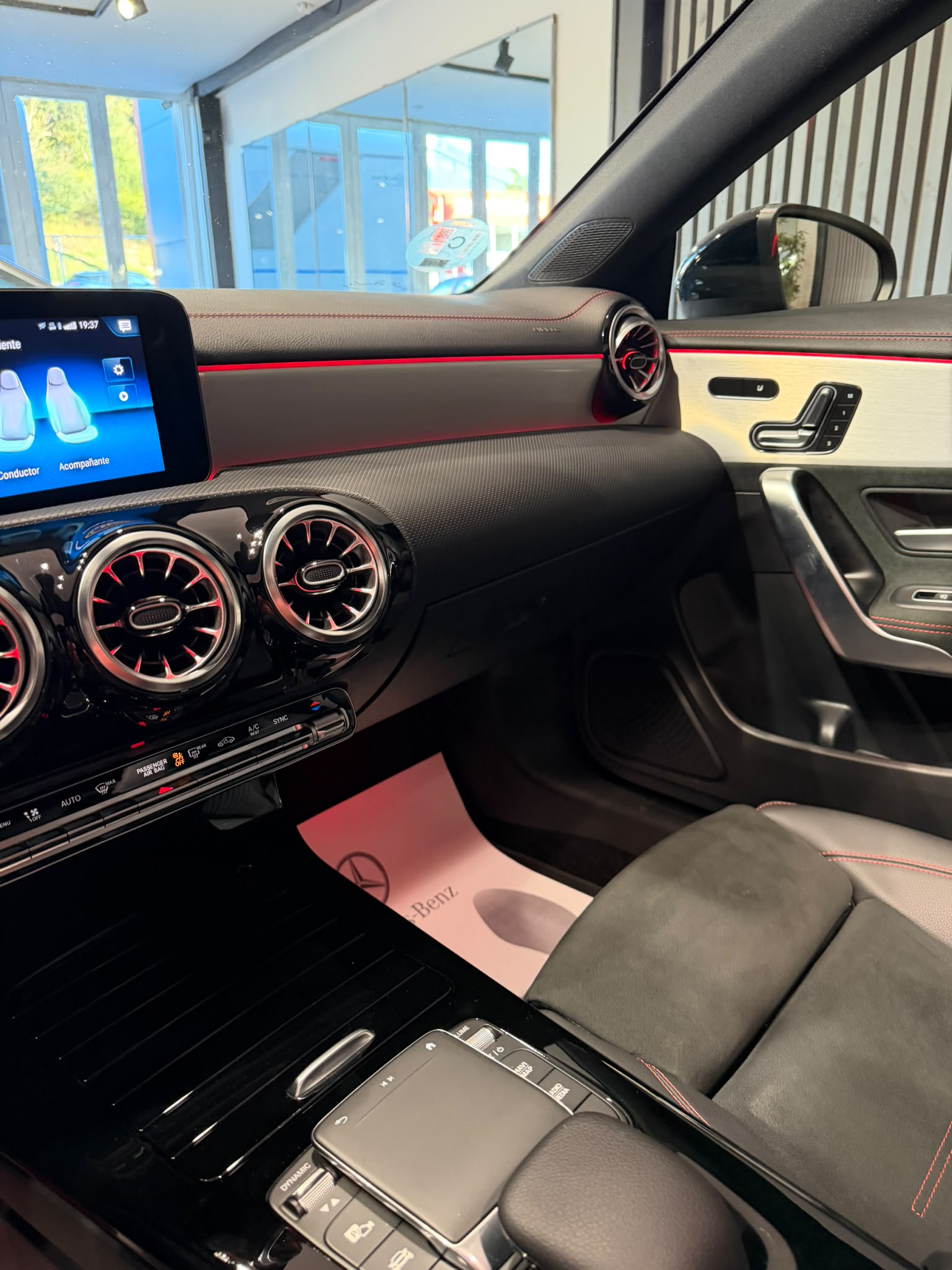 MERCEDES-BENZ CLA CLA 200 D DCT
