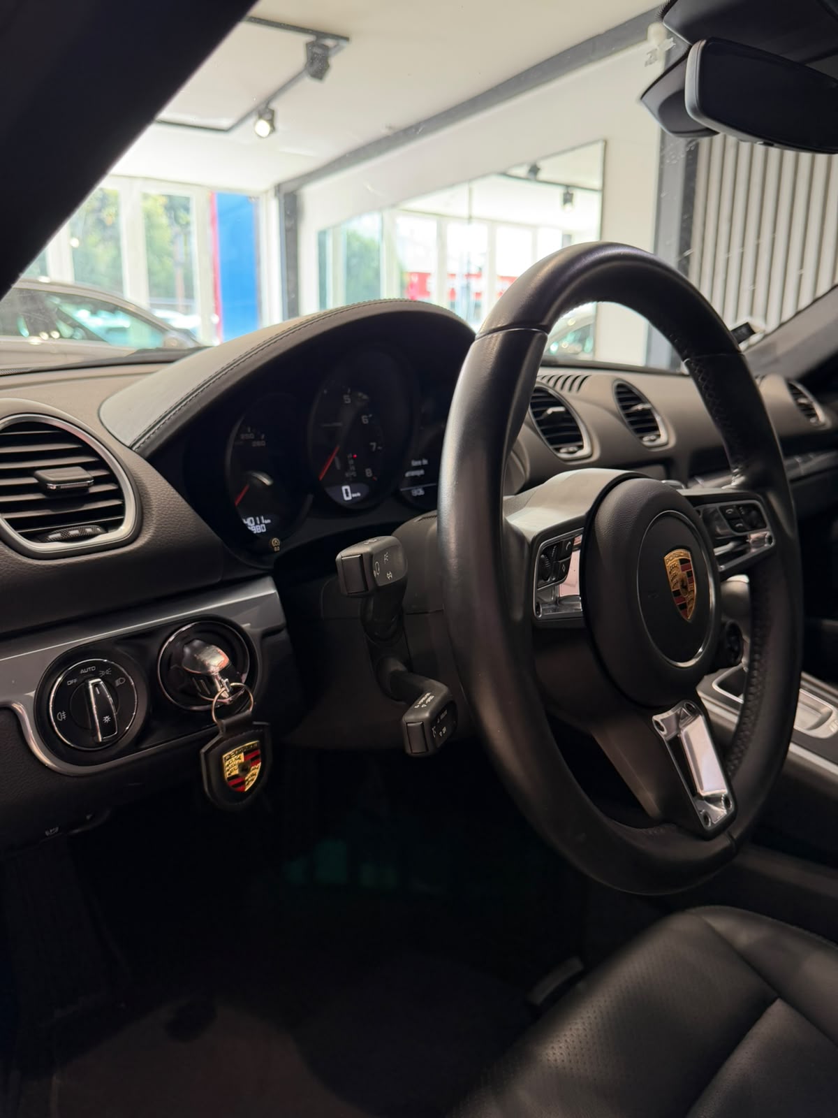 Porsche 718 Cayman