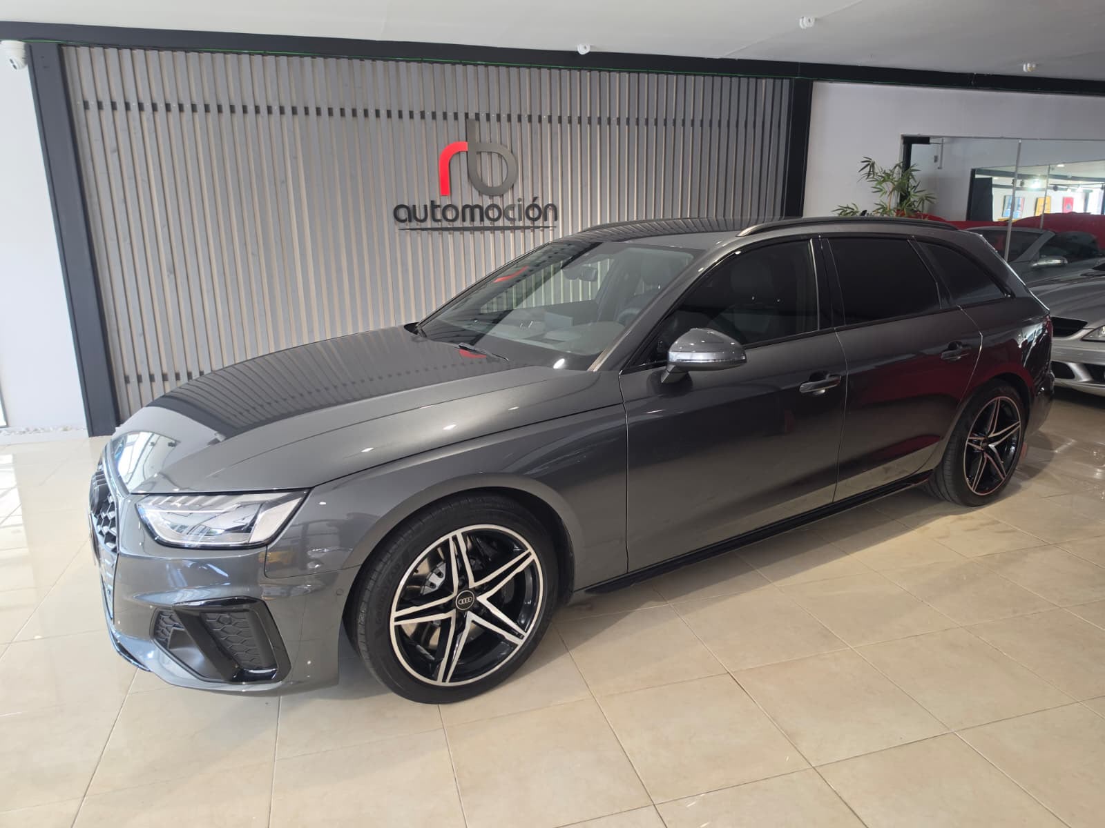 AUDI A4 S4 TDI quattro tiptronic